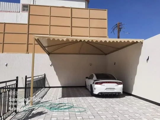 تركيب مظلات في نجران: الحل الأمثل لحماية المساحات المفتوحة