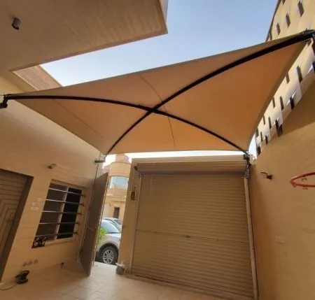 تركيب مظلات في نجران: الحل الأمثل لحماية المساحات المفتوحة
