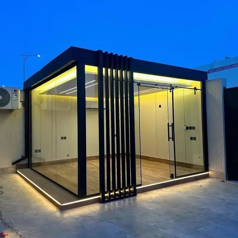 مقاول بناء مجالس زجاجية أنيقة وبسيطة بأقل تكلفة في أبها