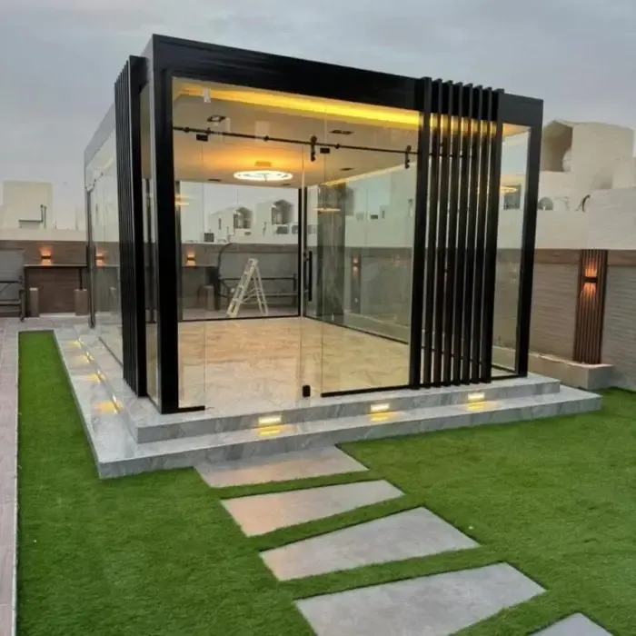 مقاول بناء مجالس زجاجية أنيقة وبسيطة بأقل تكلفة في أبها