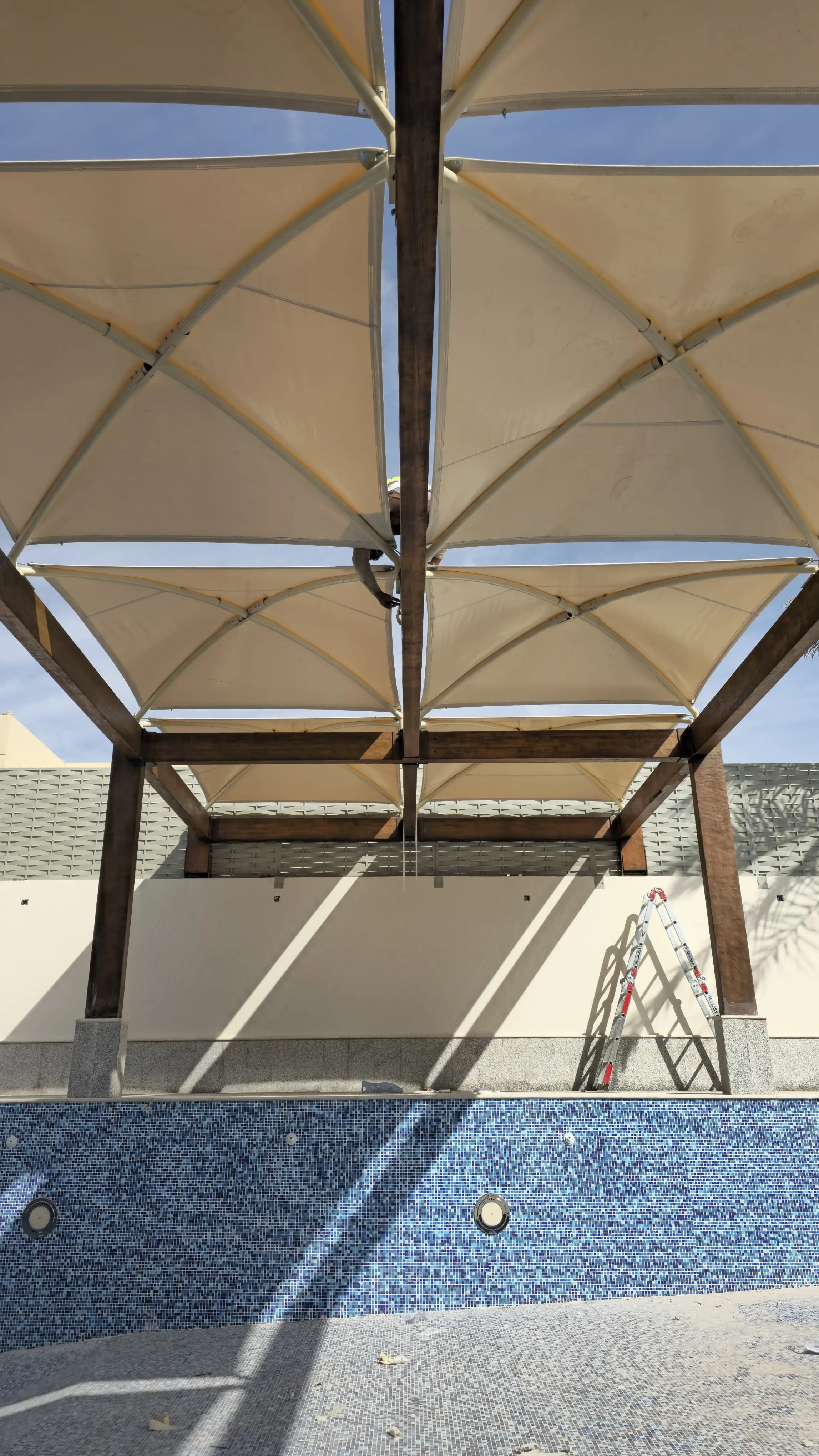 مظلات وسواتر في خميس مشيط لأحواش الفلل دليل الفخامة والحماية