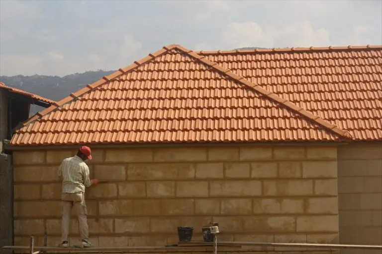 ارخص مقاول تركيب قرميد بالجنوب للملاحق والأسطح المنازل 