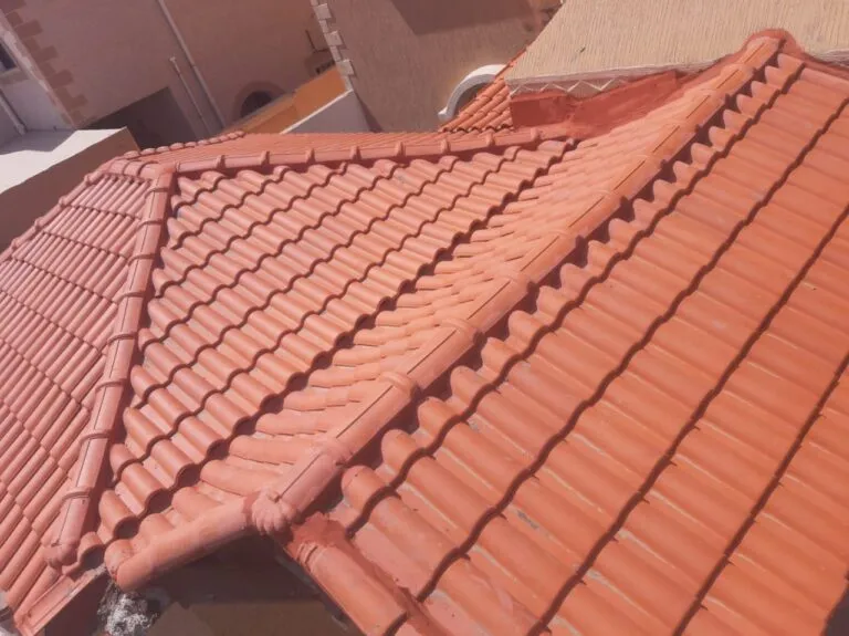 ارخص مقاول تركيب قرميد بالجنوب للملاحق والأسطح المنازل 