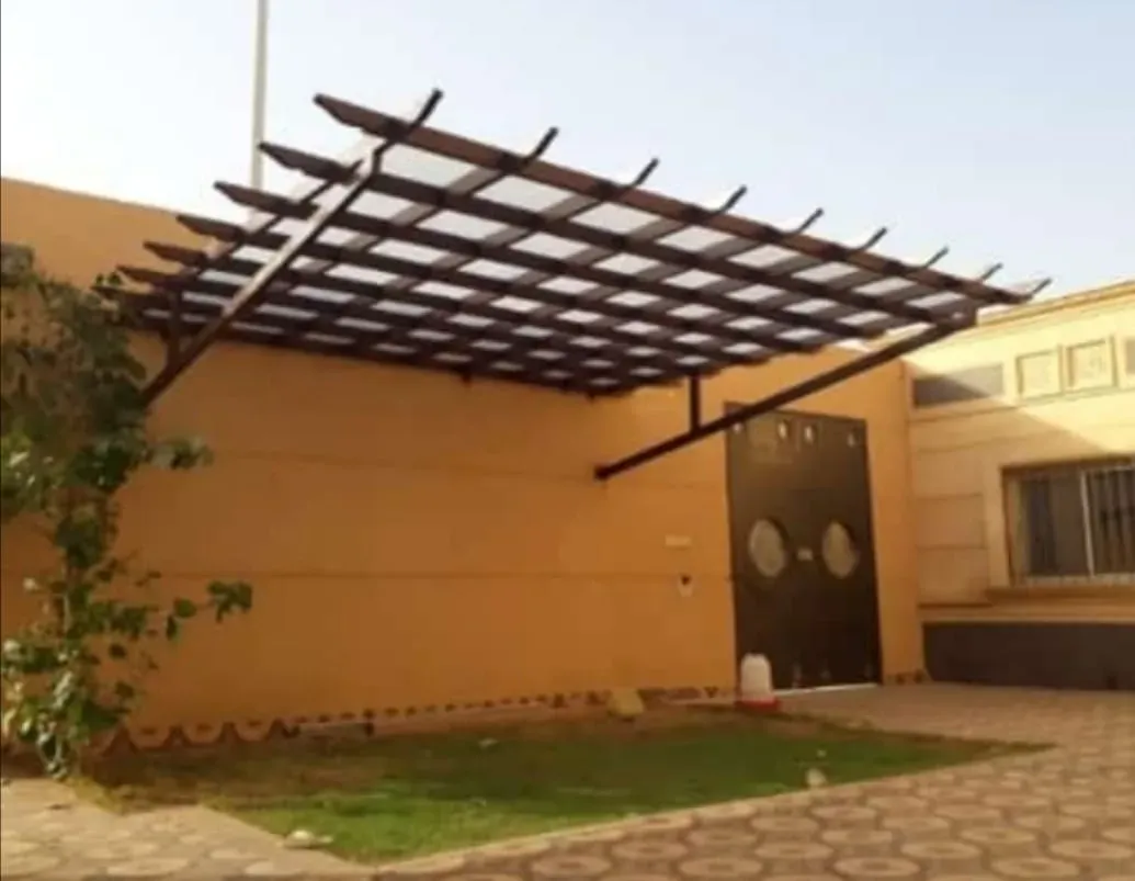 حداد مظلات مداخل فلل في الجنوب وابهاء والنماص: تصاميم مودرن 