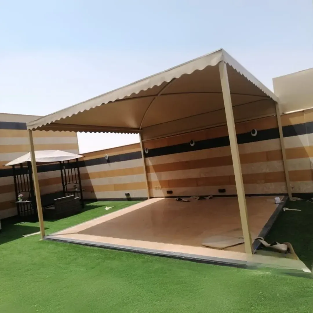 مظلات جلد PVC هرمية باخميس ميشط: الجودة والمتانة بأسلوب عصري