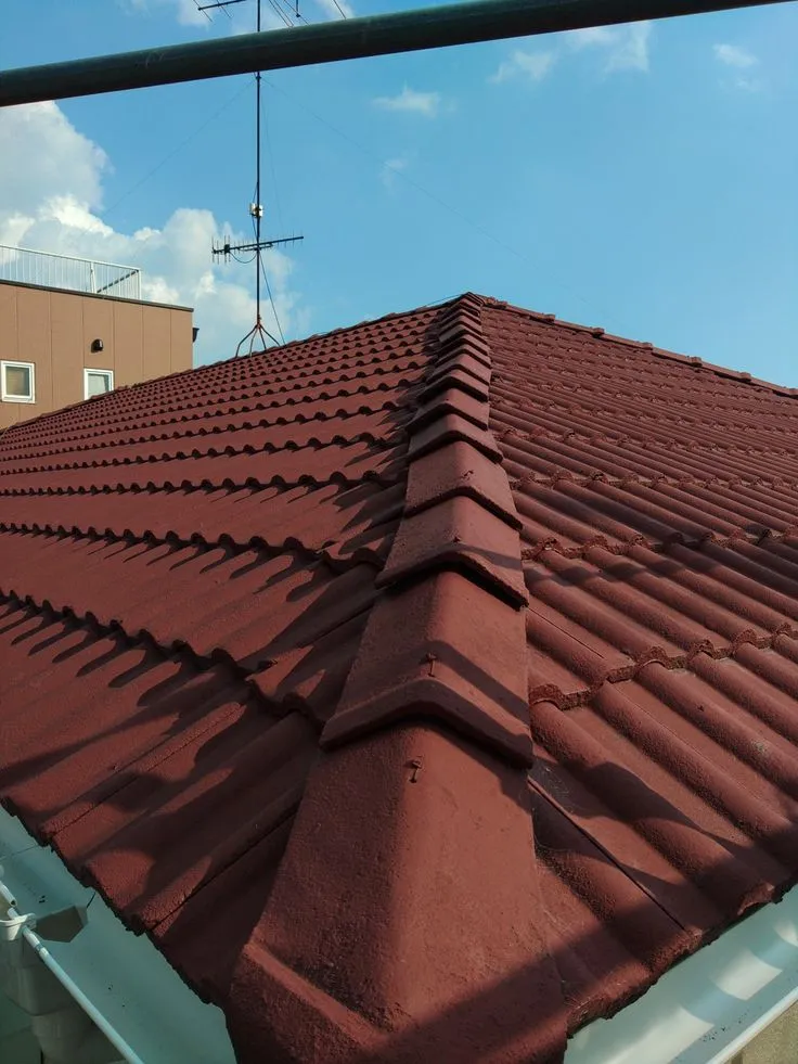 دليل تركيب قرميد الأسطح في خميس مشيط: الأنواع، والأسعار