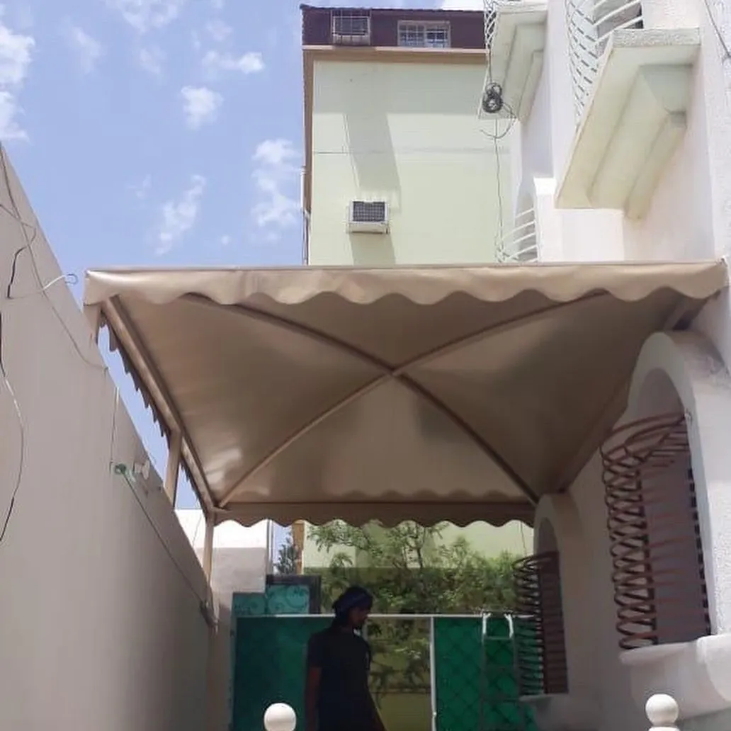 اصلاح مظلات كراج مقوسة بتثبيت آمن في خميس مشيط وجيزان