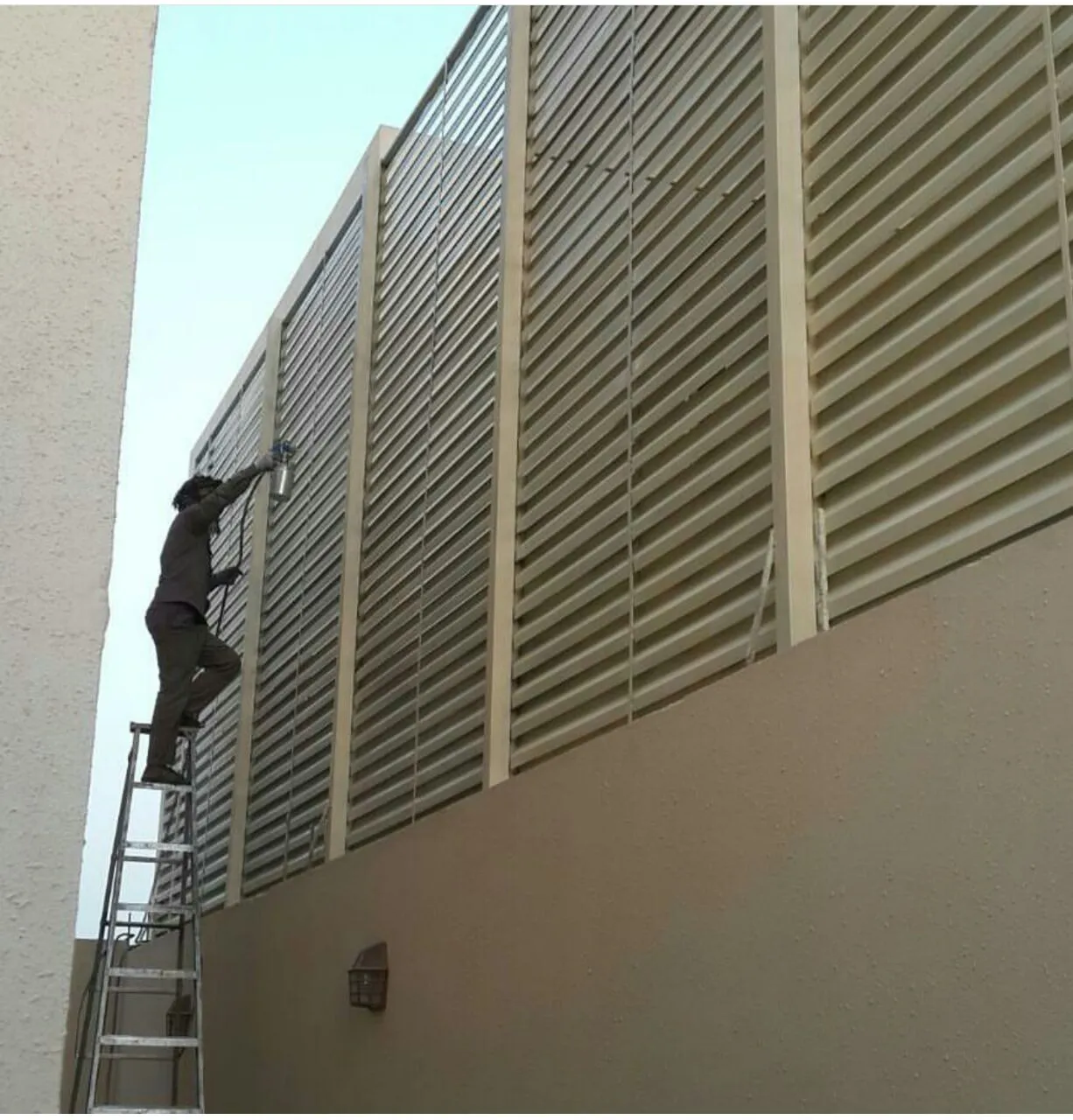 سواتر حديد في الجنوب وابهاء بأسعار مخفضه وبتصاميم حسب الطلب