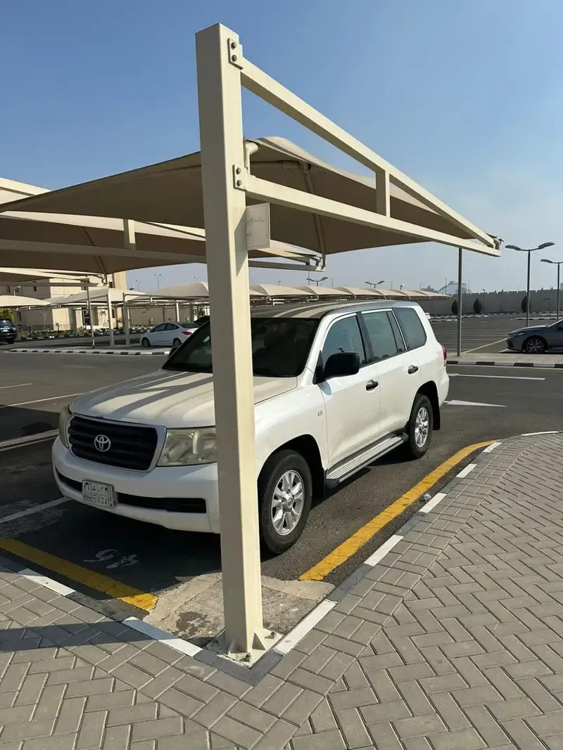 أنواع مظلات سيارات خارجية في جيزان:لتركيب مظلات البوثلين 