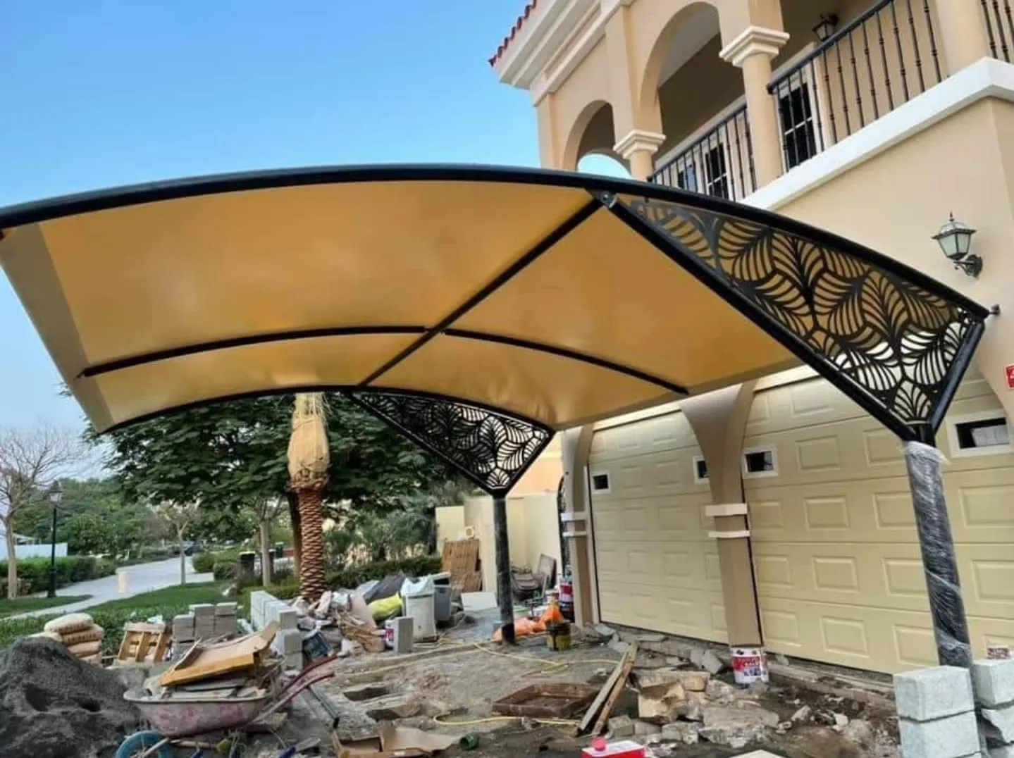 شركةمظلات سيارات حديثة في الجنوب في حي بدر:لأفضل الأنواع