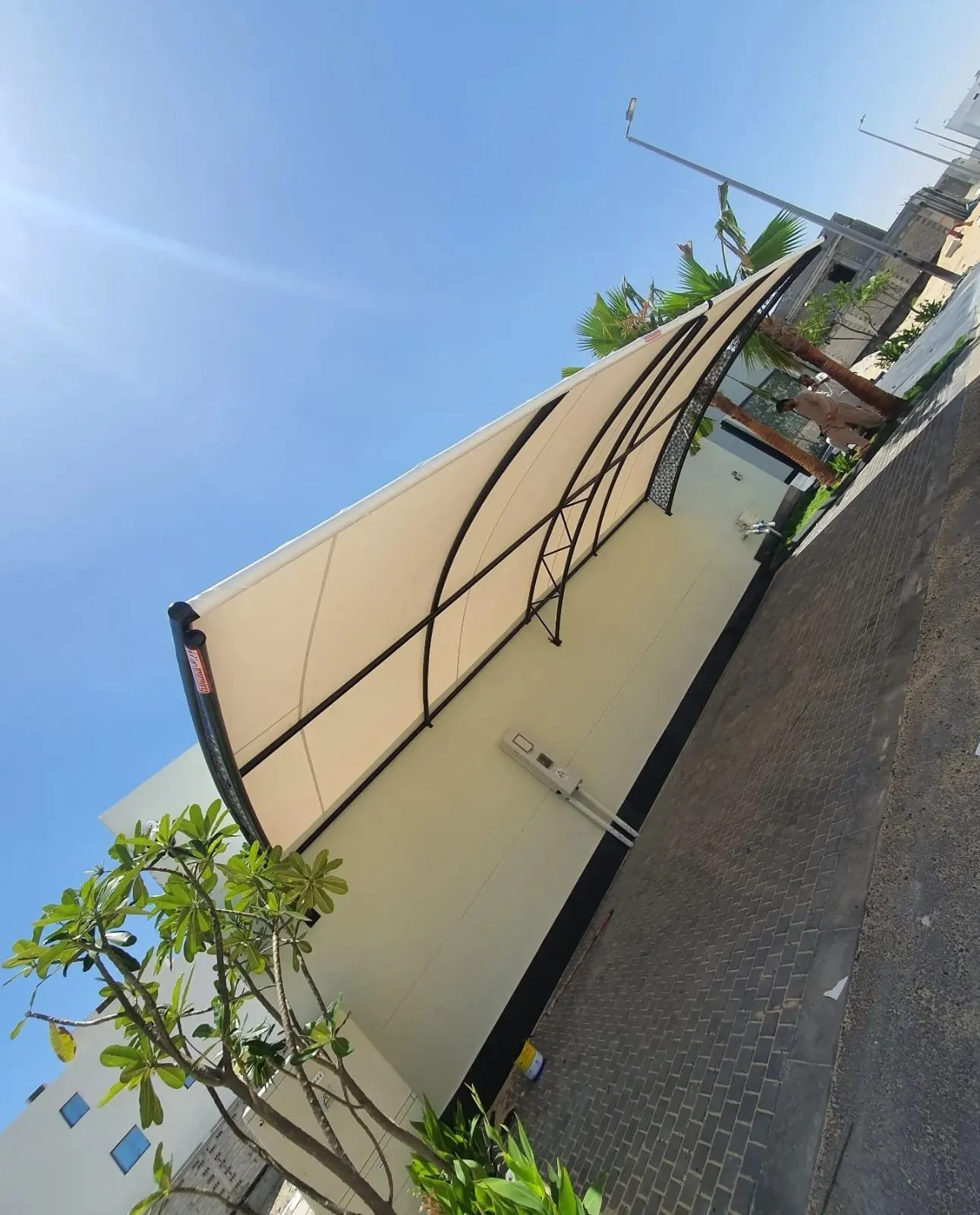 شركةمظلات سيارات حديثة في الجنوب في حي بدر:لأفضل الأنواع