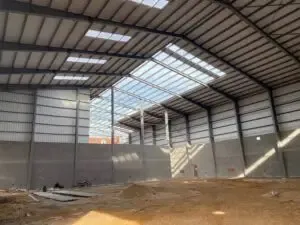 "أفضل شركة تركيب هناجر ومستودعات في خميس مشيط لعام 2026