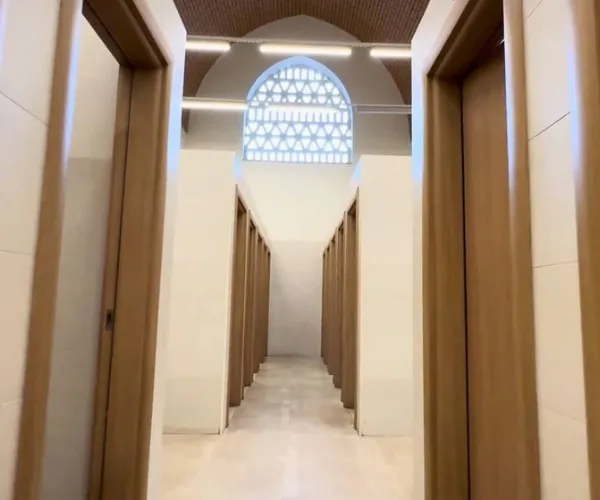 أبواب خشب داخلية مودرن بالجنوب:الفخامة والجودة للأبواب الخشب