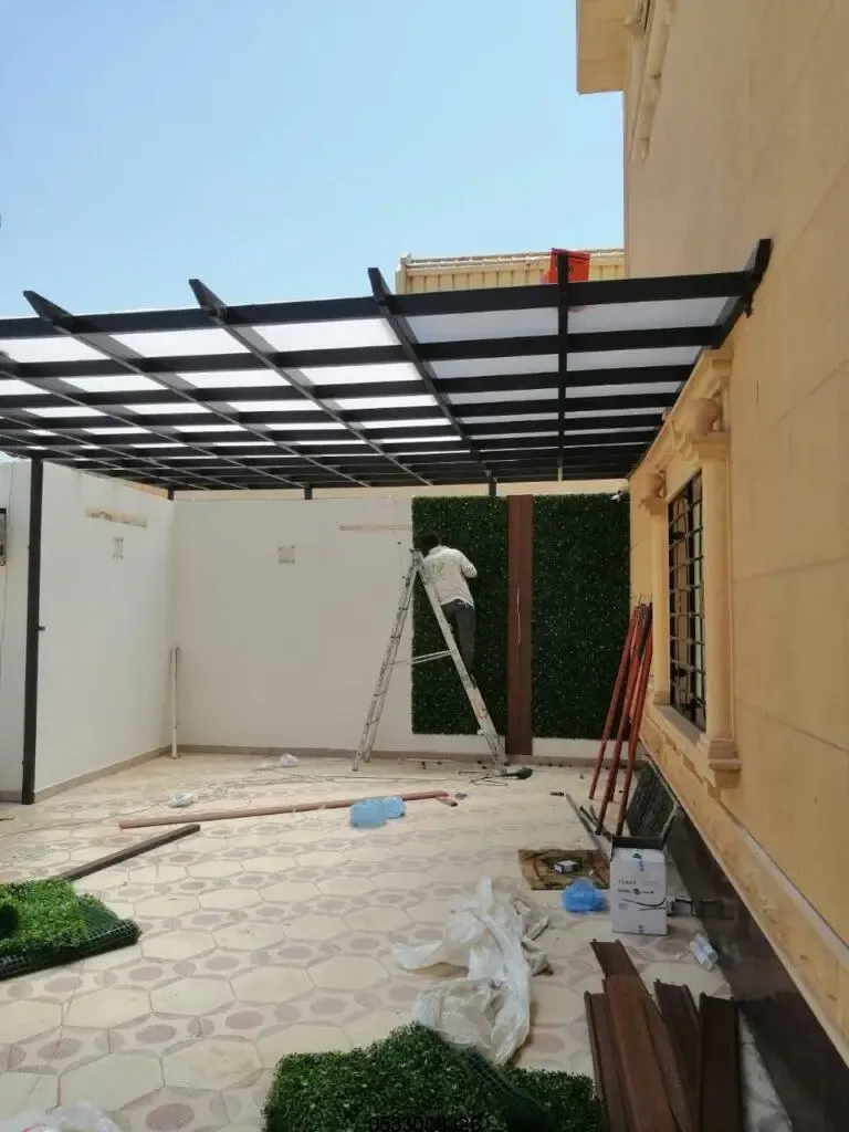 أفضل جلسات خارجية 2026 في أبها: دليل الفخامة والراحة وضمان