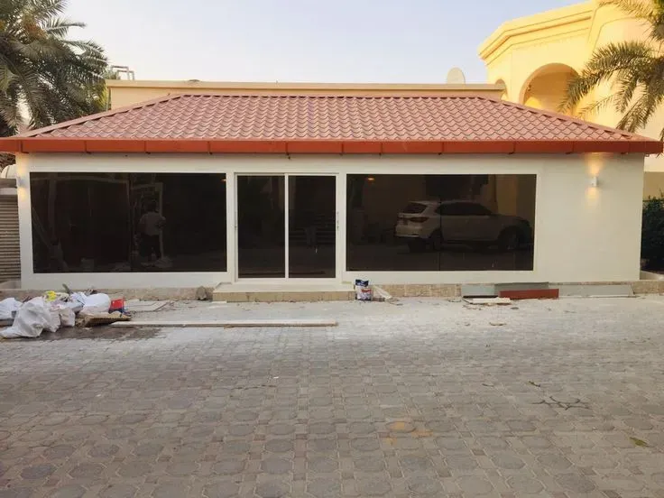 مجلس خارجي مصنوع بساندوش وشالهيات والأسمنت بوردفي أبها 