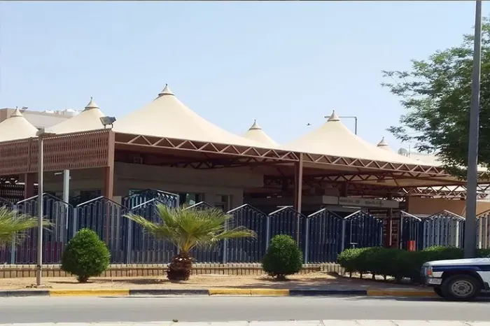 تركيب مظلات هرمية في أبها:أفضل أنواع وتصاميم المظلات الهرمية